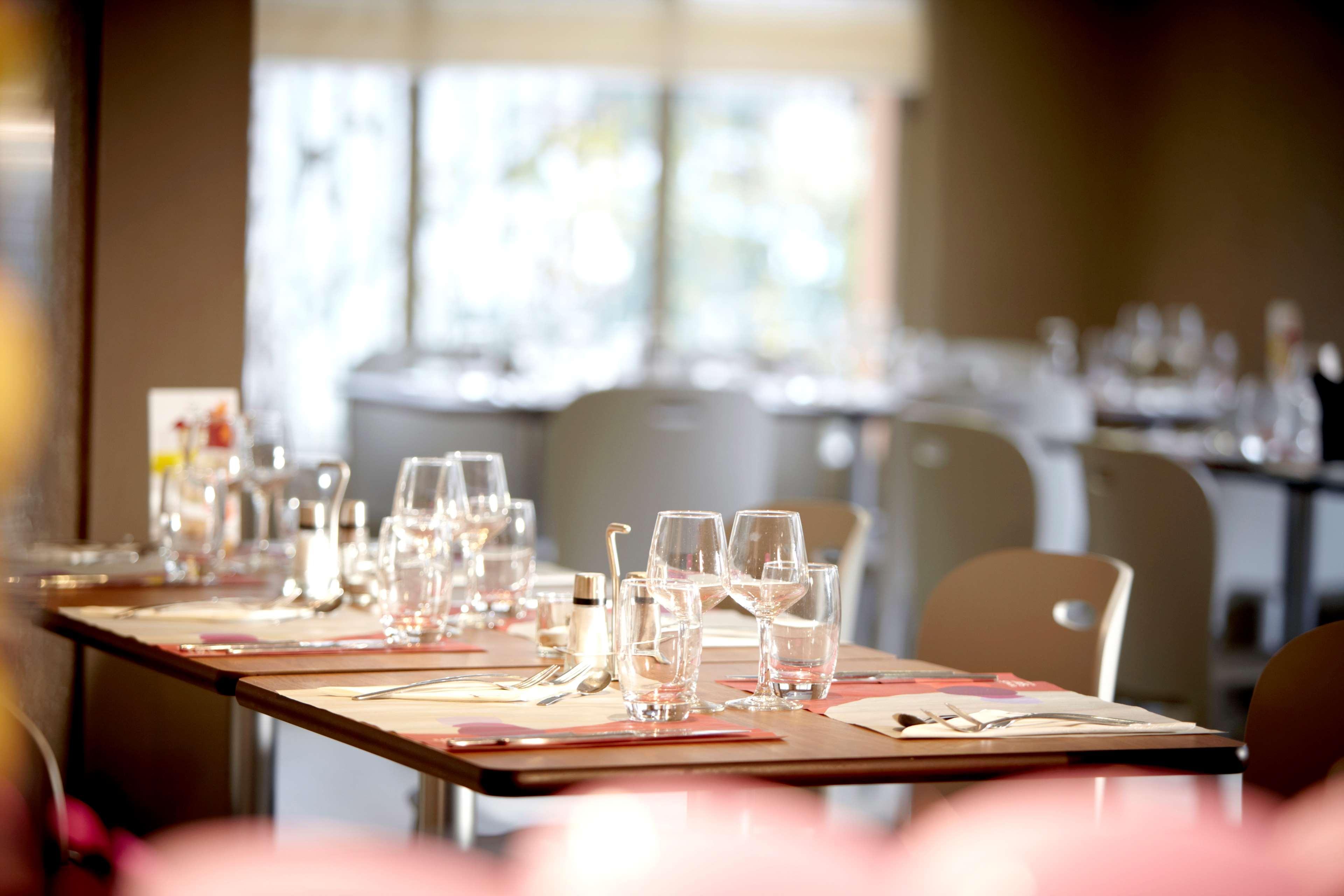 Kyriad - Ermont Hotel 3*