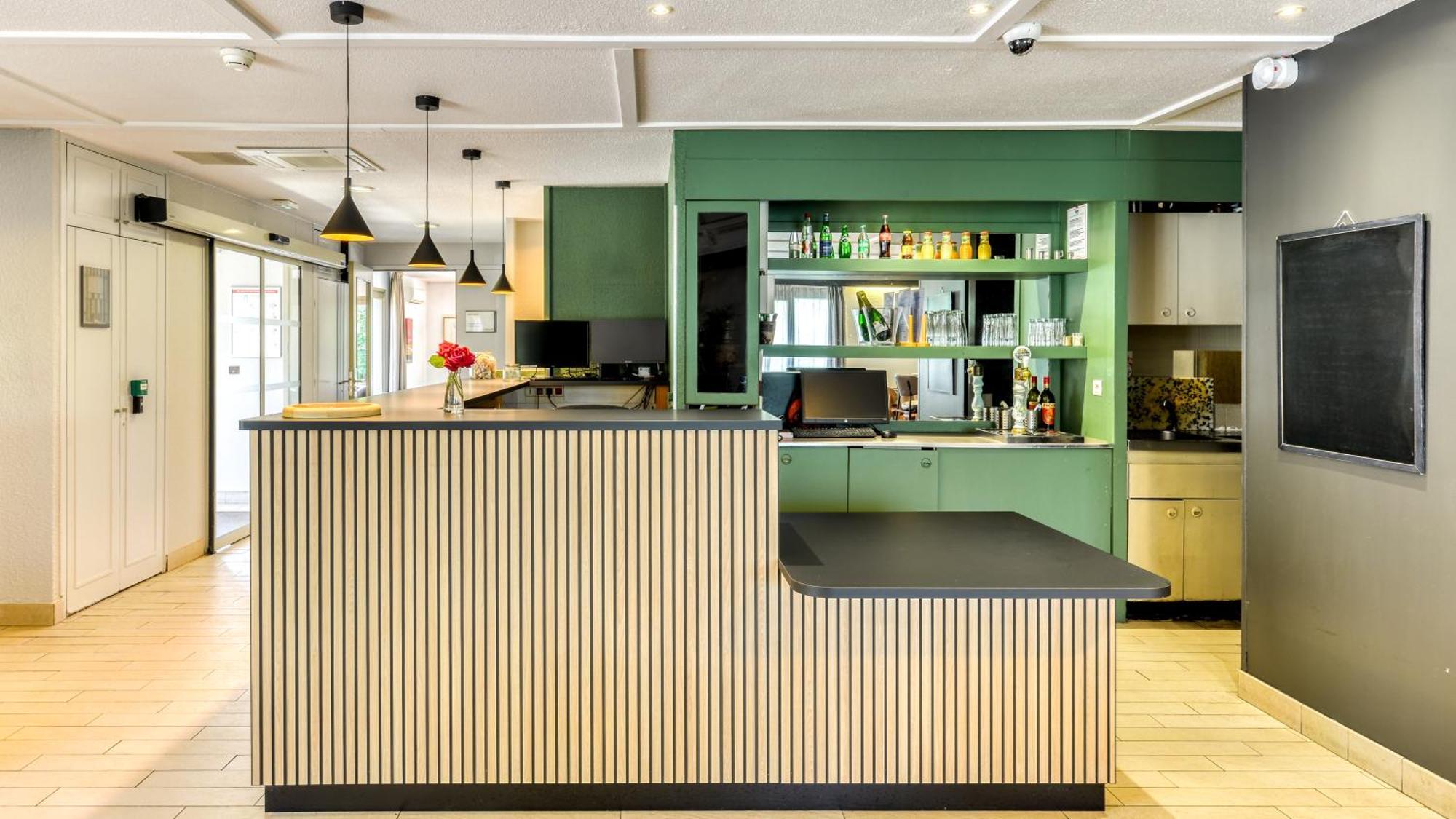 Hotel Kyriad - Ermont