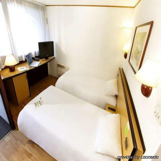 Kyriad - Ermont Hotel